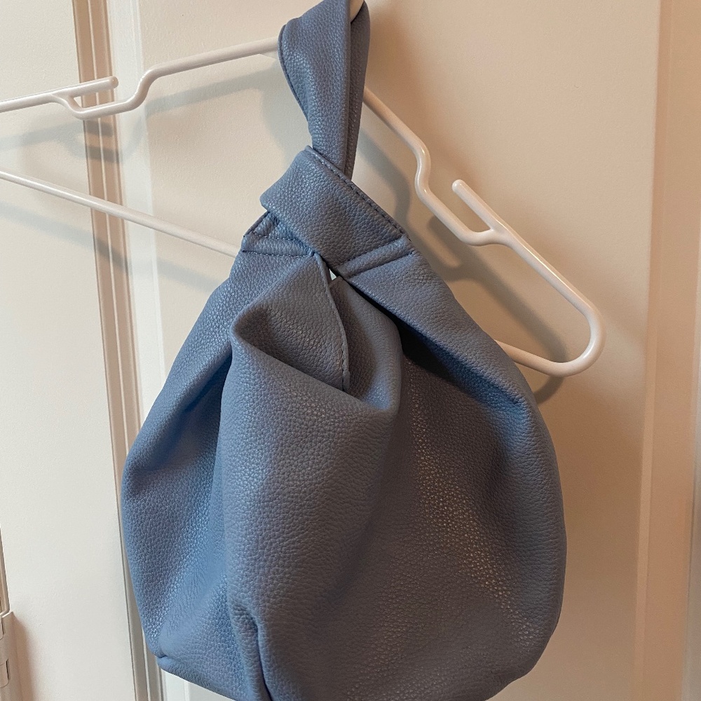 The Drop purse
